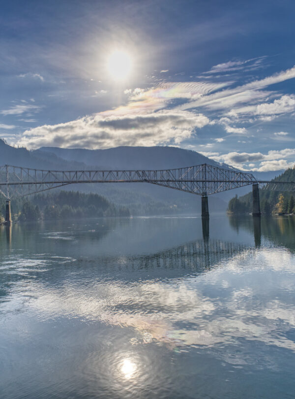 Cascade Locks Bridge of the Gods