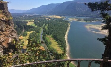 Beacon Rock by Cagey