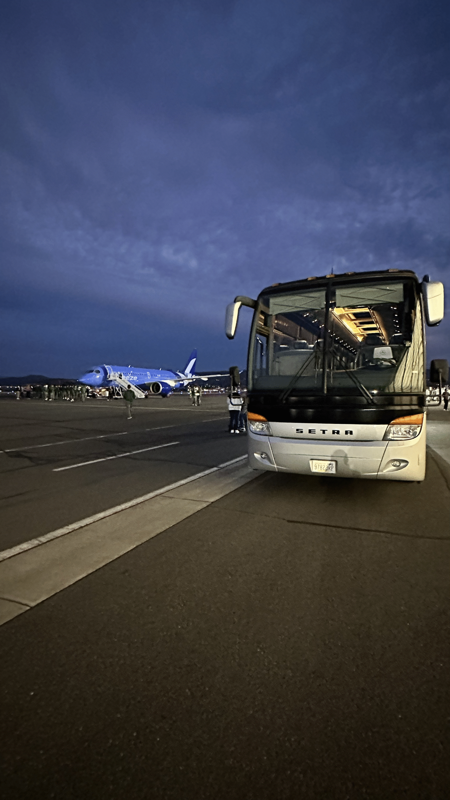 explore PNW with NW Bus Tours